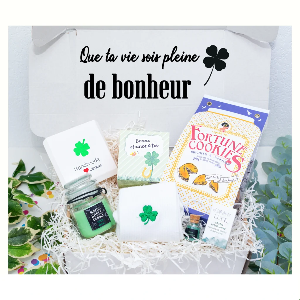 cadeau porte bonheur qui contient un eco cube une bougie pierres aventurine bijou trèfle cookie fortune