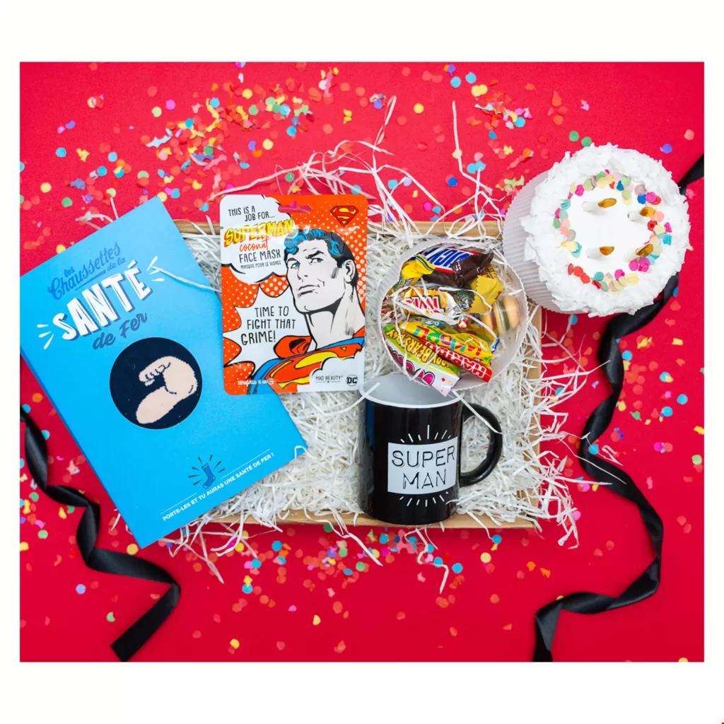 cadeau homme original avec Chaussettes homme, mug super man, masque visage homme, gateau d'anniversaire