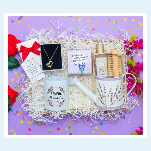 cadeau grand-mère original avec mugs personnalisé, bijou mamie, eco cube lavande, coffret douche